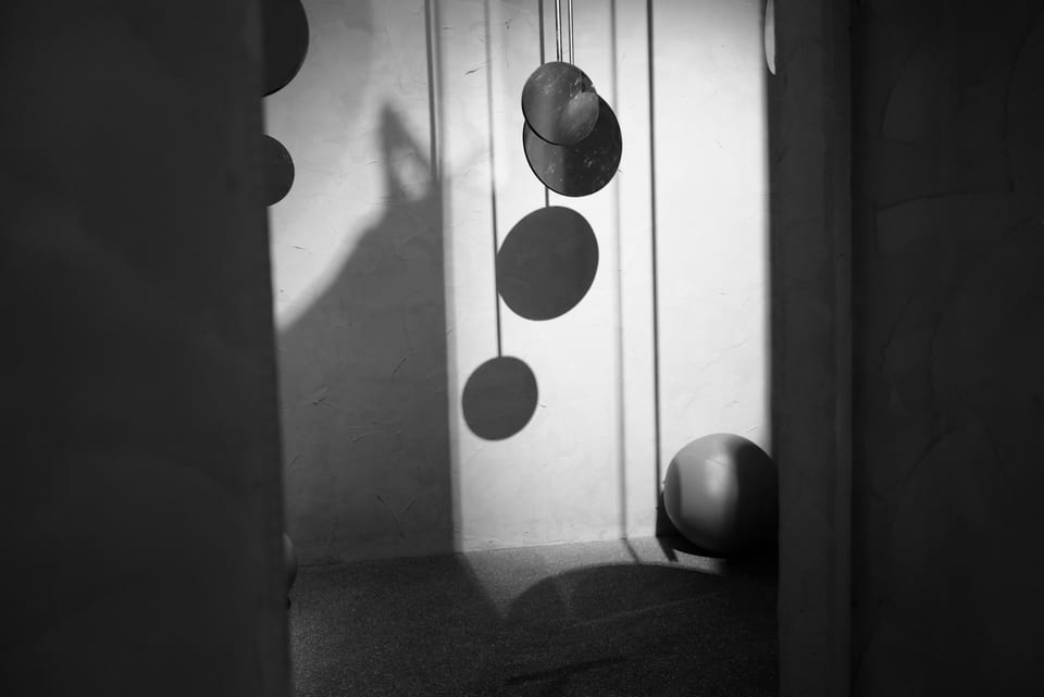 L1102407 1